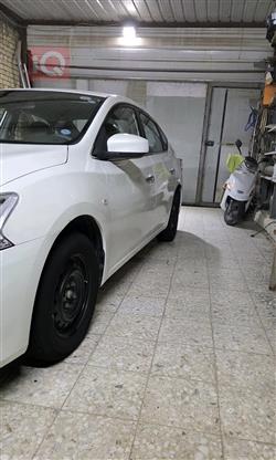 نیسان سێنترا